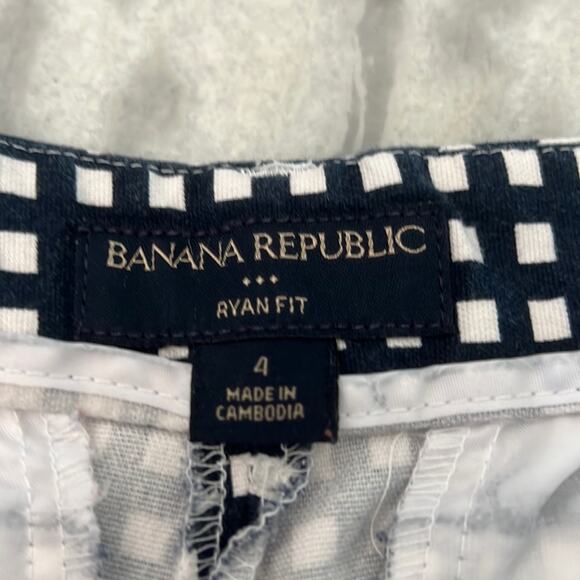 Banana Republic Navy Blue & White Check Shorts Ryan Fit Size 4 - Picture 4 of 9